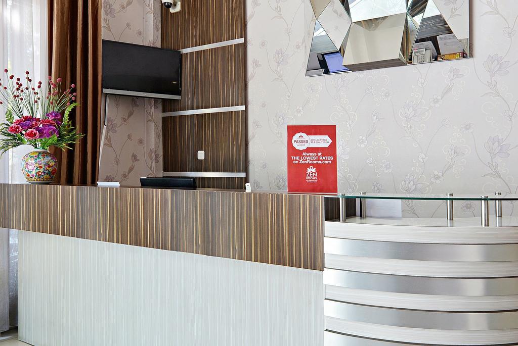 Zen Rooms Riau Natuna Bandung Eksteriør billede